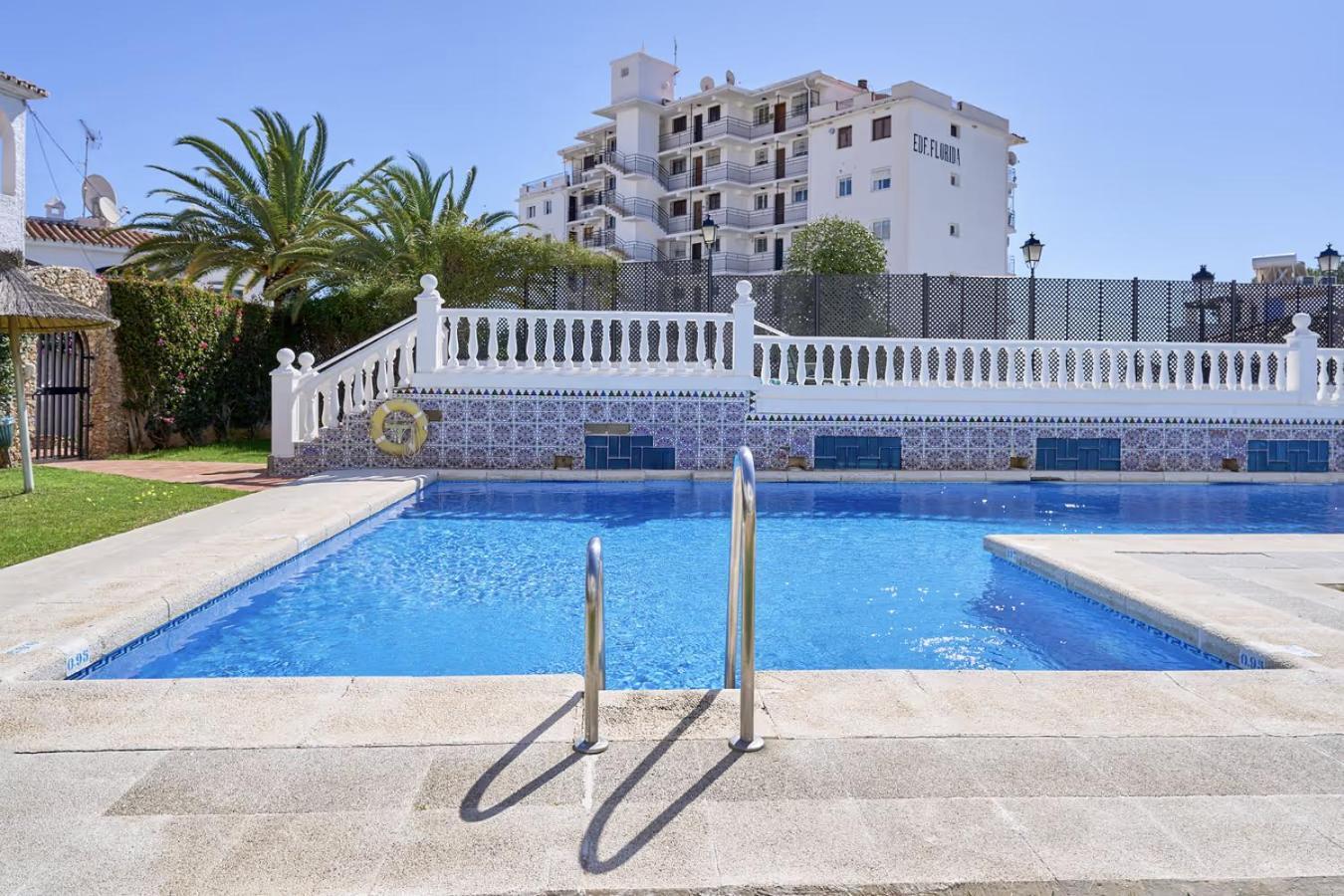 Casa Lena Town House With Pool Villa Nerja Luaran gambar